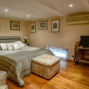 https://apartment-roma-deluxe.it-romehotels.com