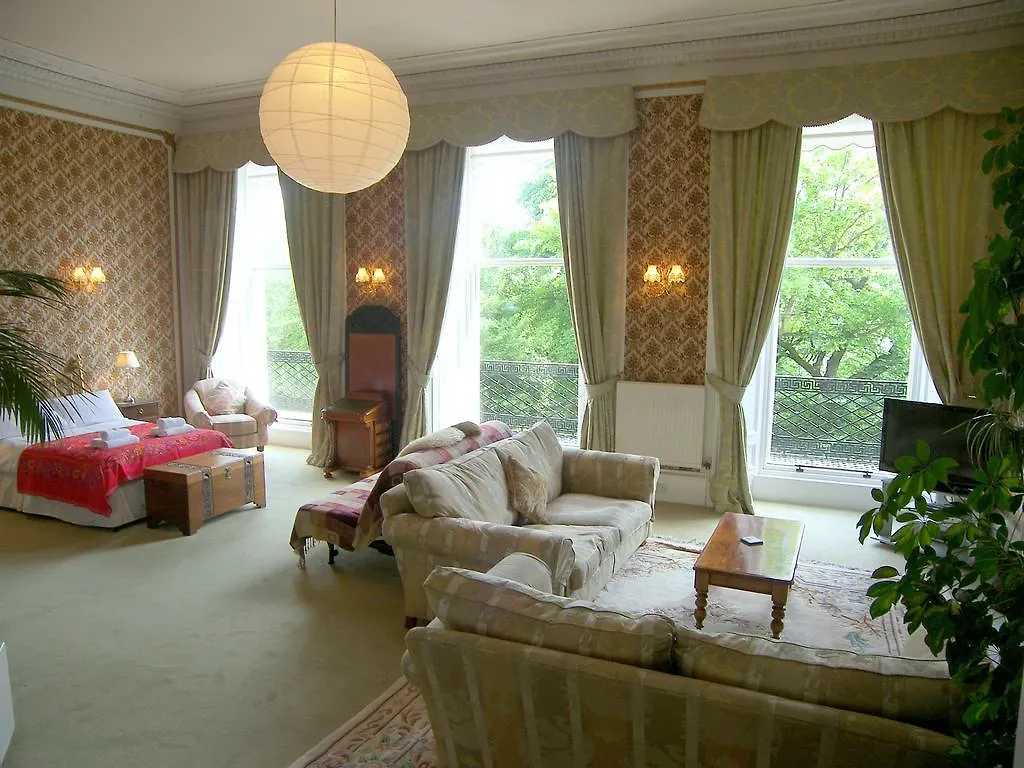 Apartment Regent Terrace, Central And Charming, Quiet